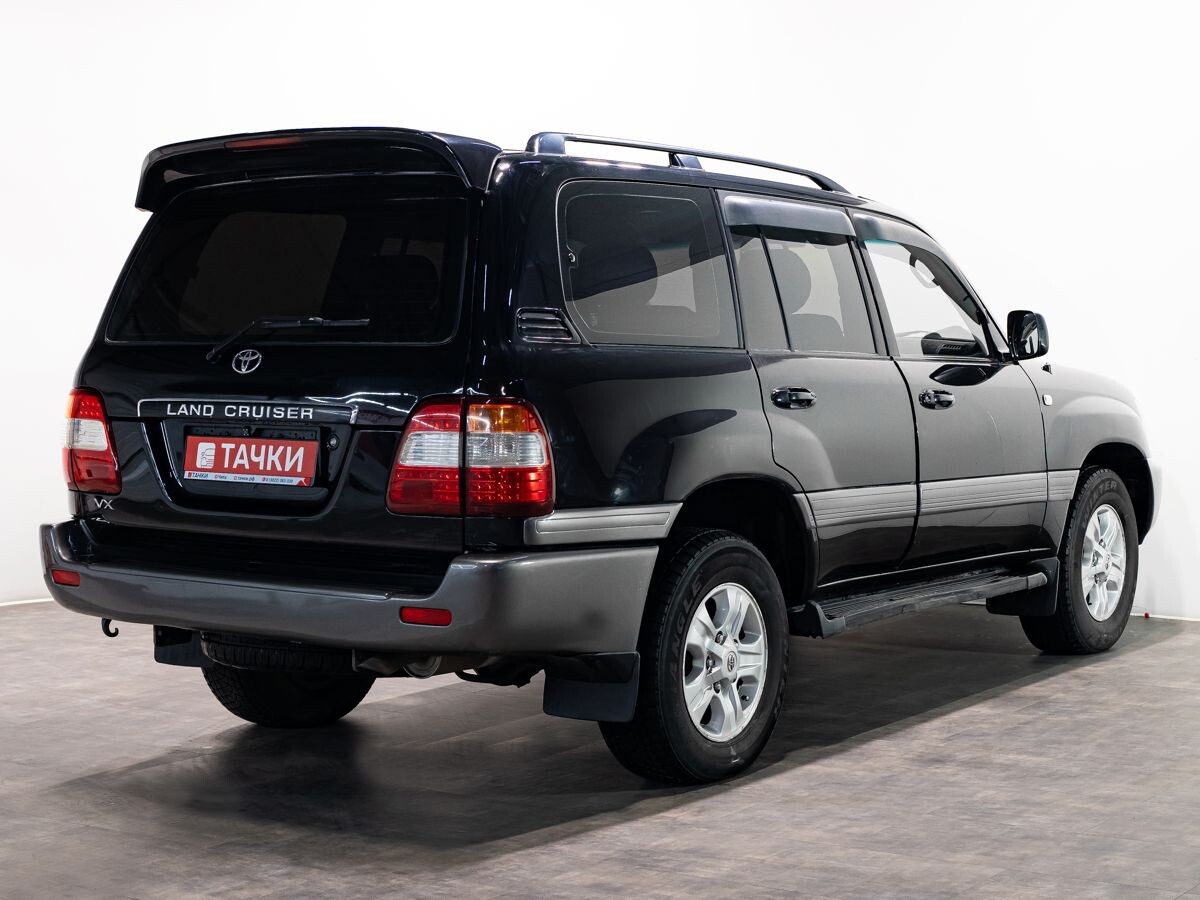 Toyota Land Cruiser 2006 - фото автомобиля