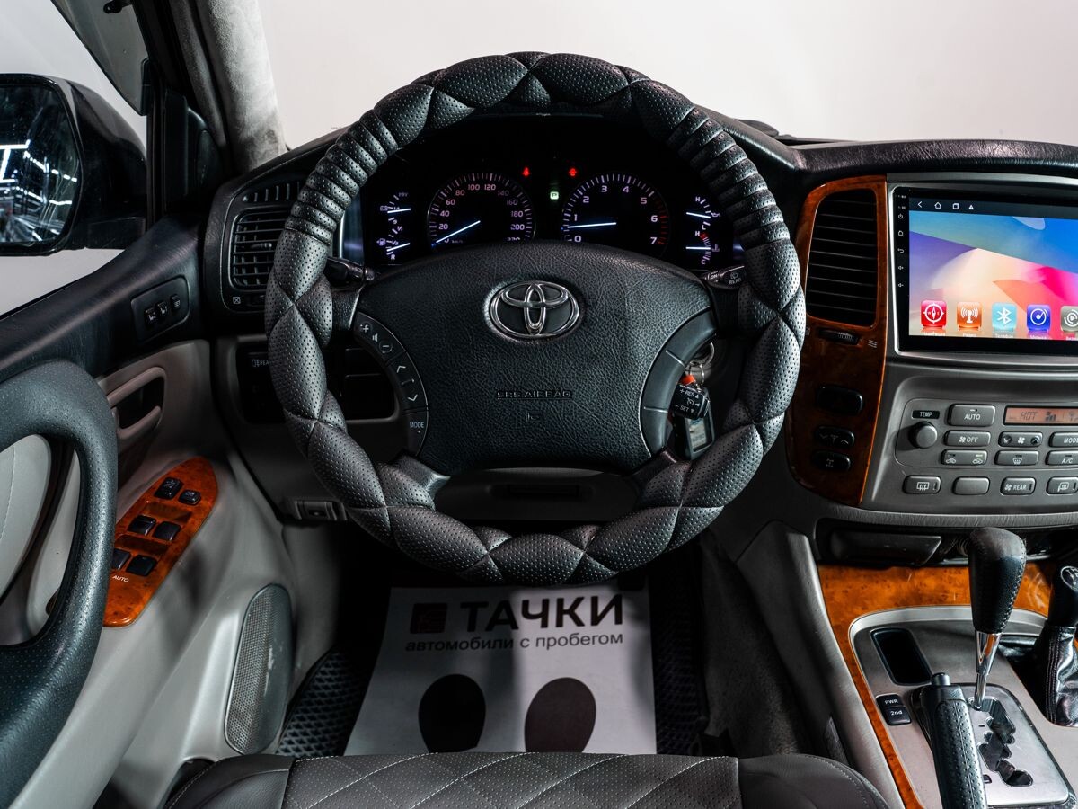 Toyota Land Cruiser 2006 - фото автомобиля