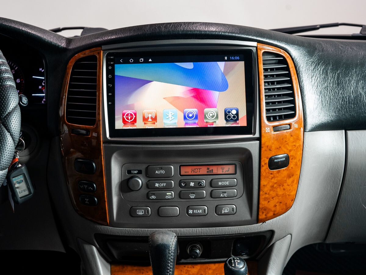 Toyota Land Cruiser 2006 - фото автомобиля