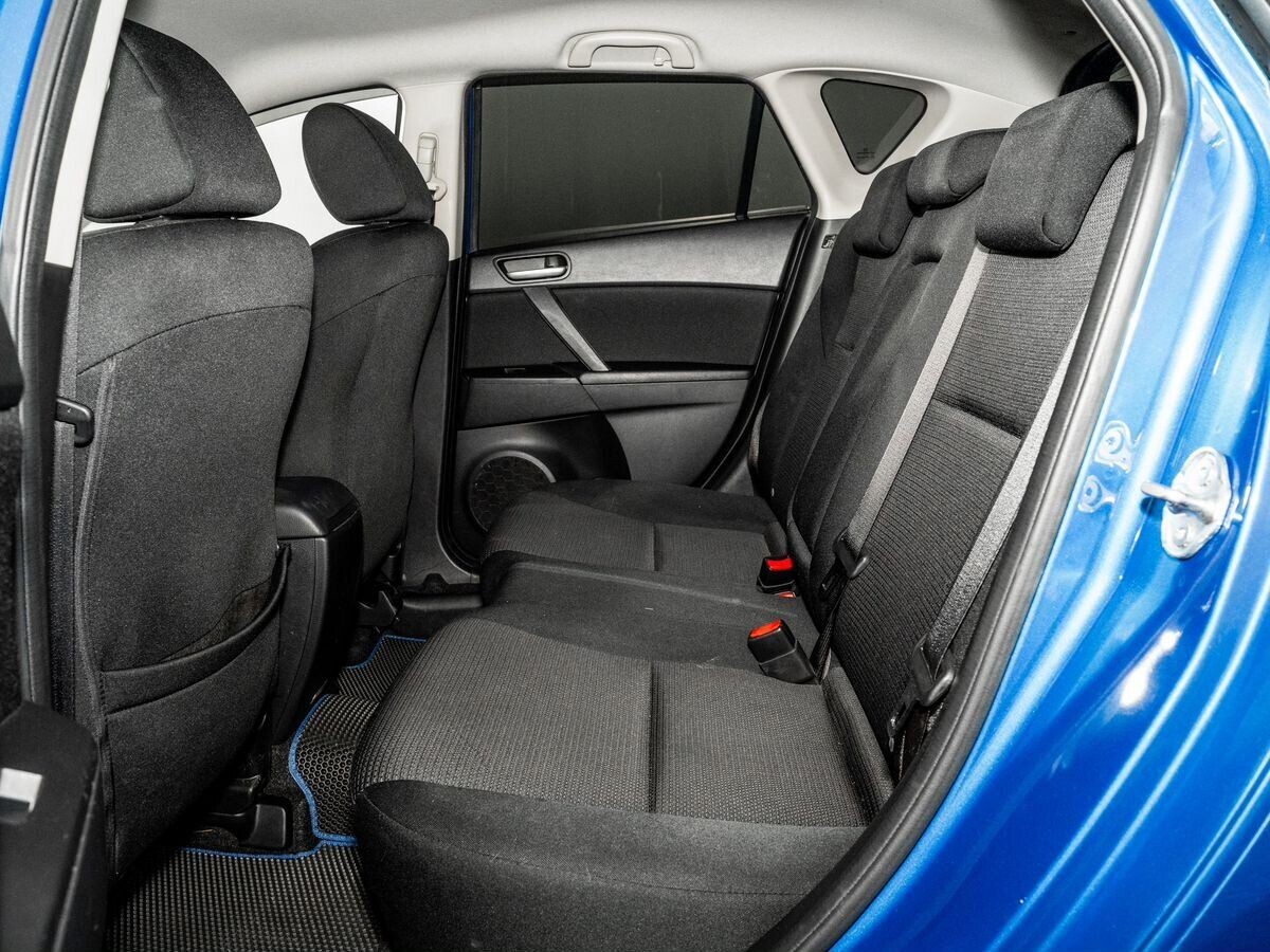 Mazda Axela 2012 - фото автомобиля