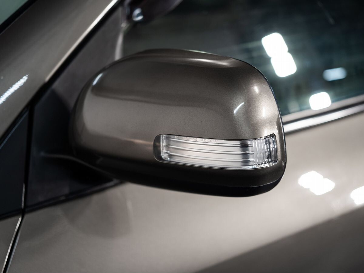 Toyota RAV4 2011 - фото автомобиля