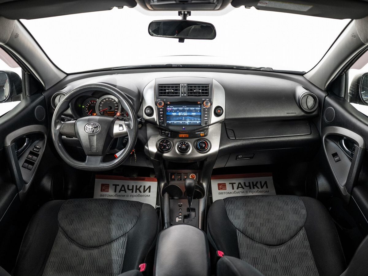 Toyota RAV4 2011 - фото автомобиля