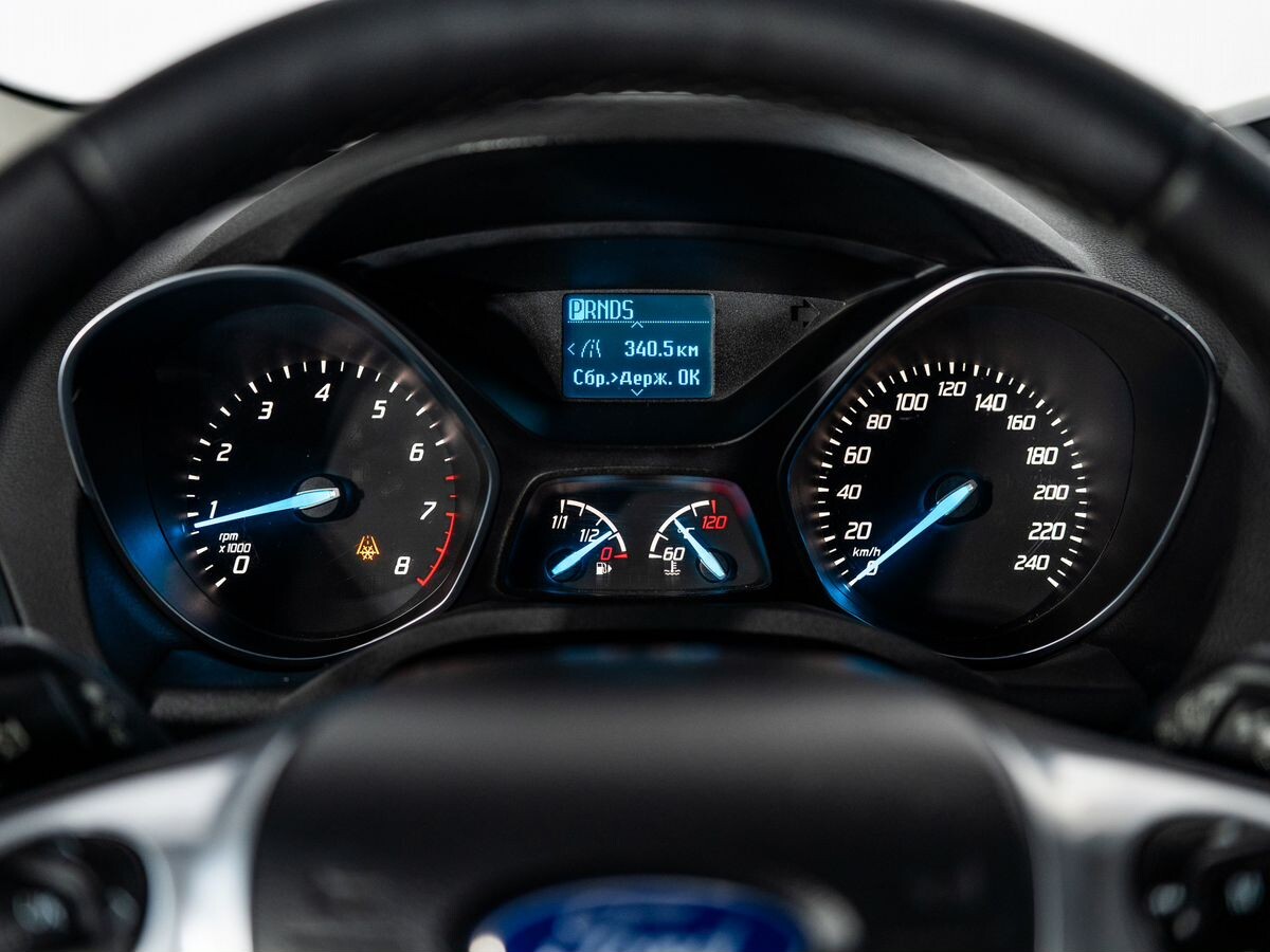 Ford Kuga 2014 - фото автомобиля