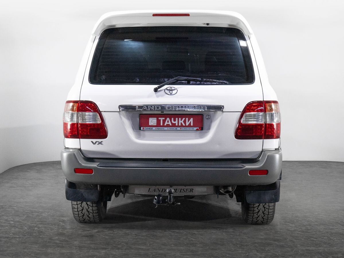 Toyota Land Cruiser 2005 - фото автомобиля