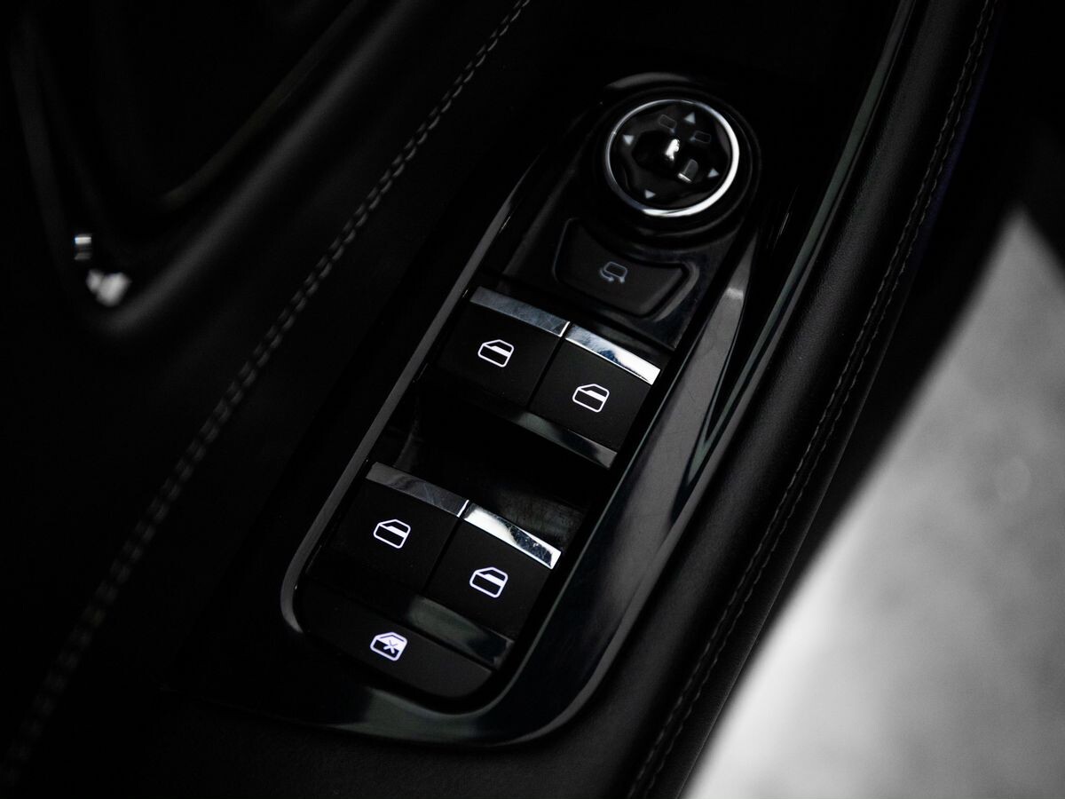 Exeed TXL 2021 - фото автомобиля