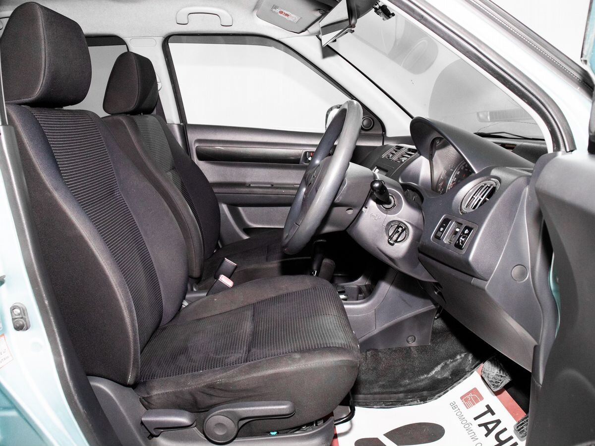 Suzuki Swift 2008 - фото автомобиля