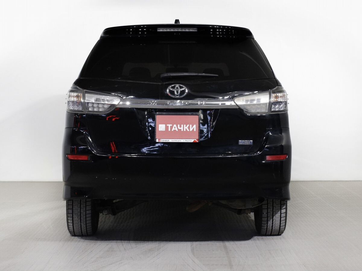 Toyota Wish 2016 - фото автомобиля