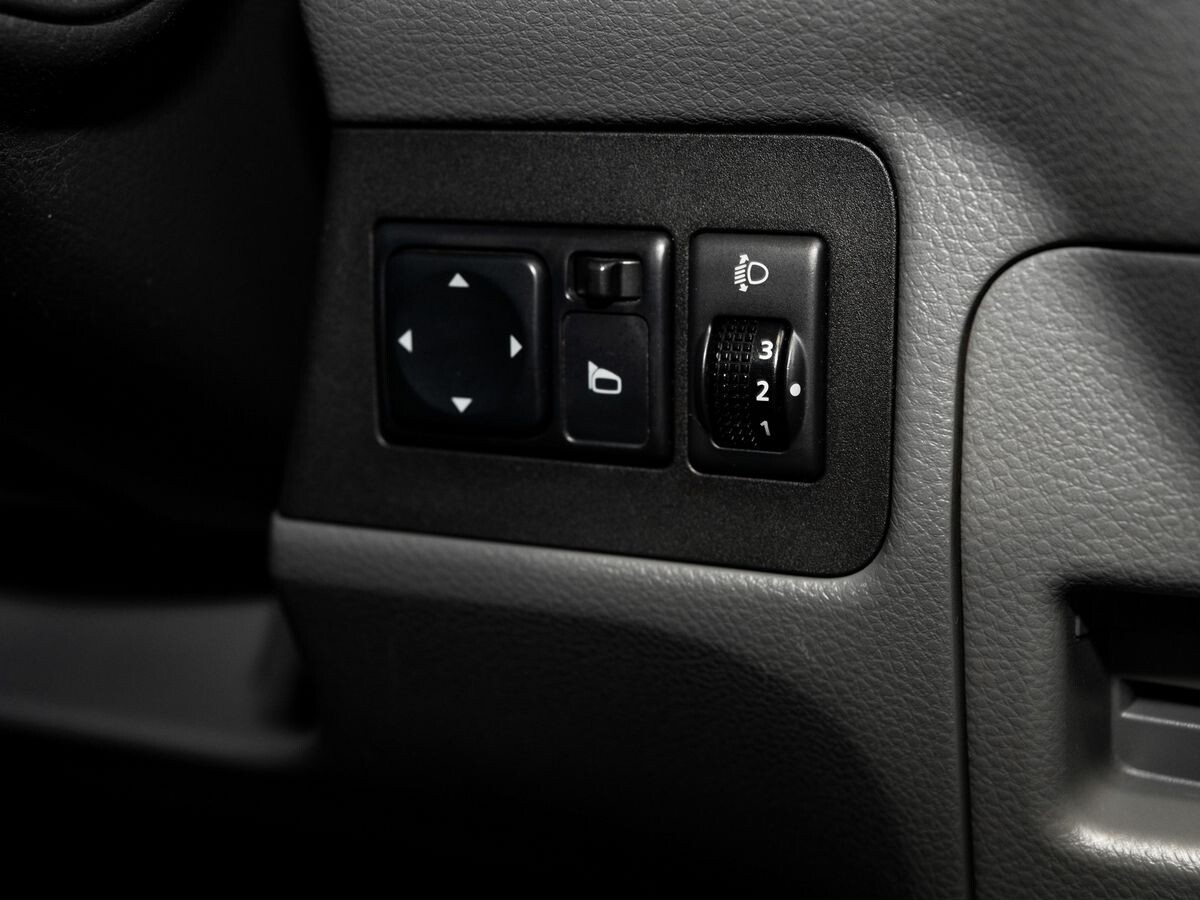 Nissan NV200 2017 - фото автомобиля