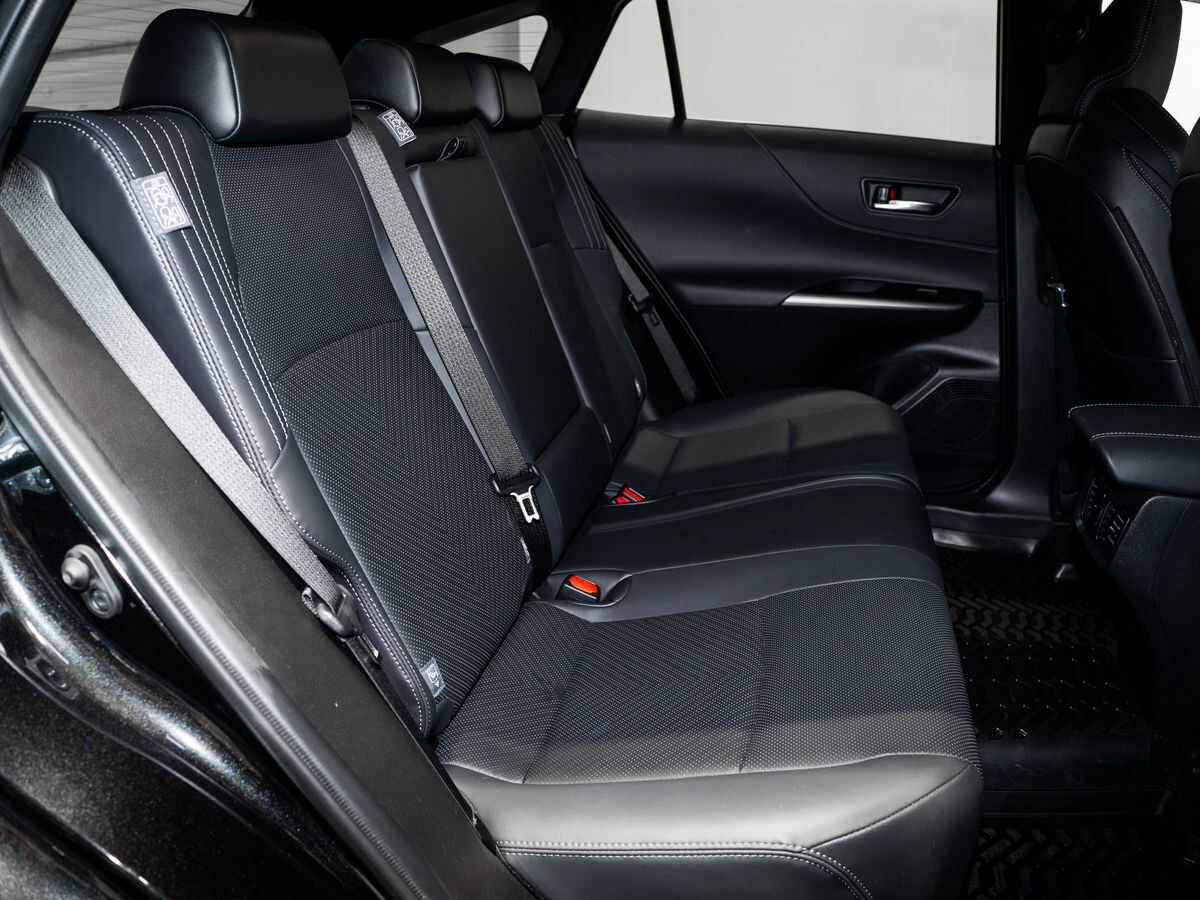 Toyota Harrier 2020 - фото автомобиля