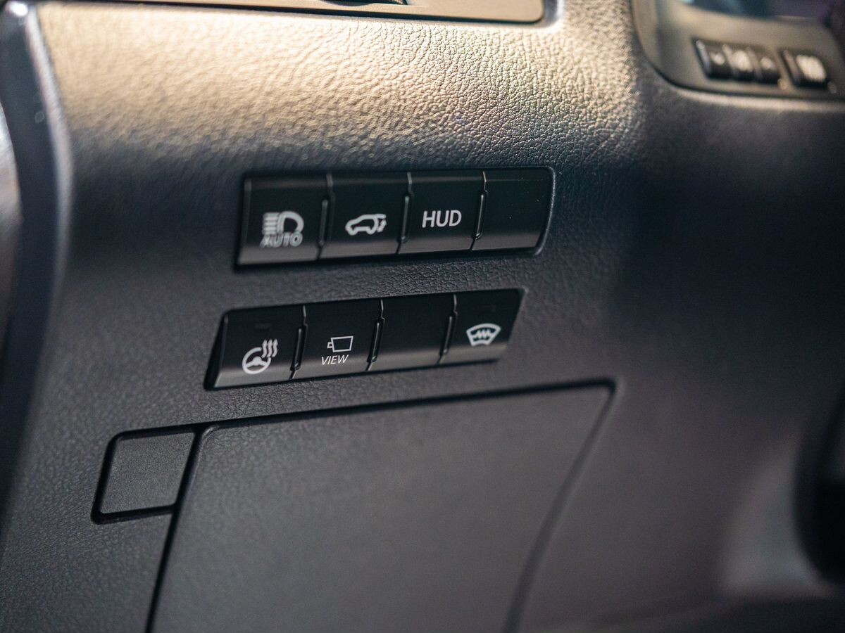 Lexus RX 2019 - фото автомобиля