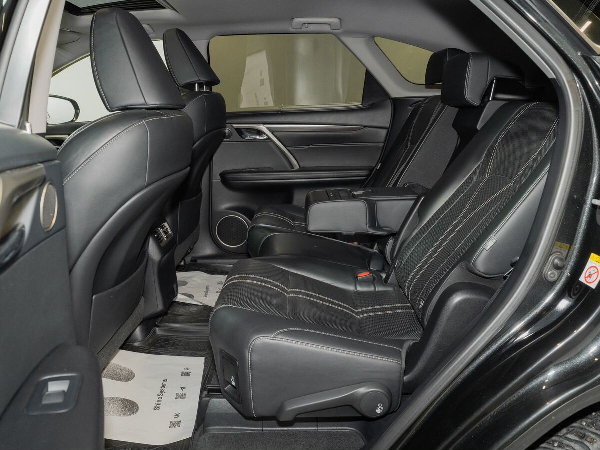 Lexus RX 2019 - фото автомобиля