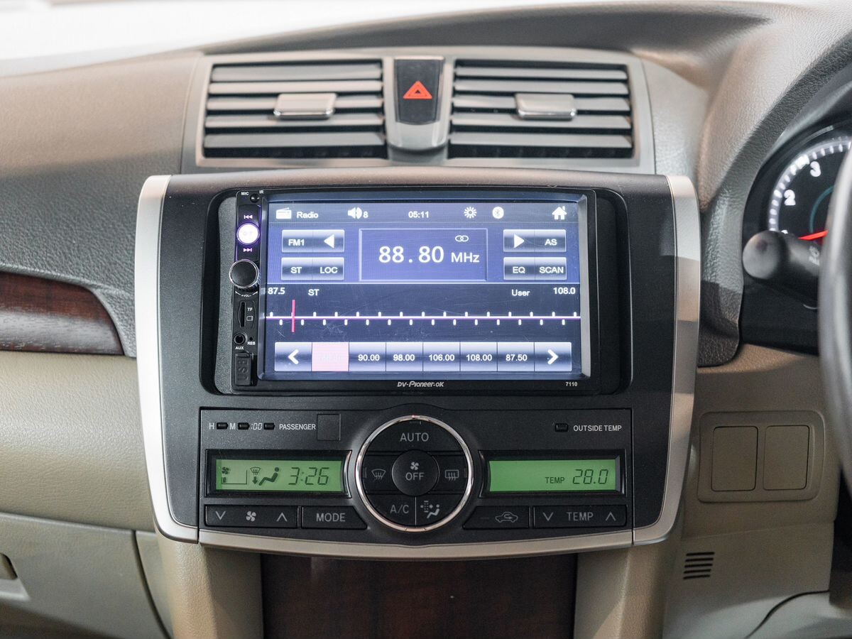 Toyota Premio 2010 - фото автомобиля