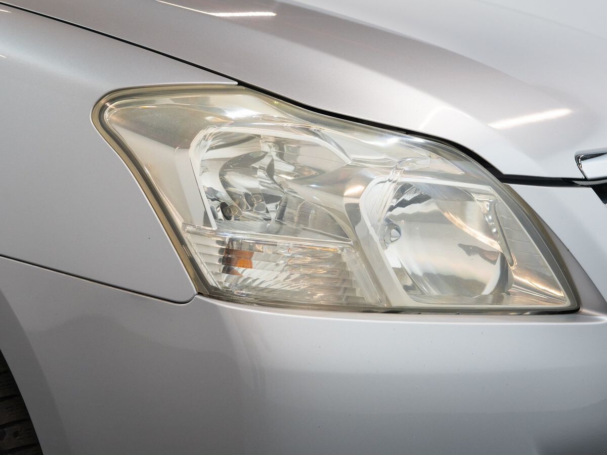 Toyota Premio 2010 - фото автомобиля