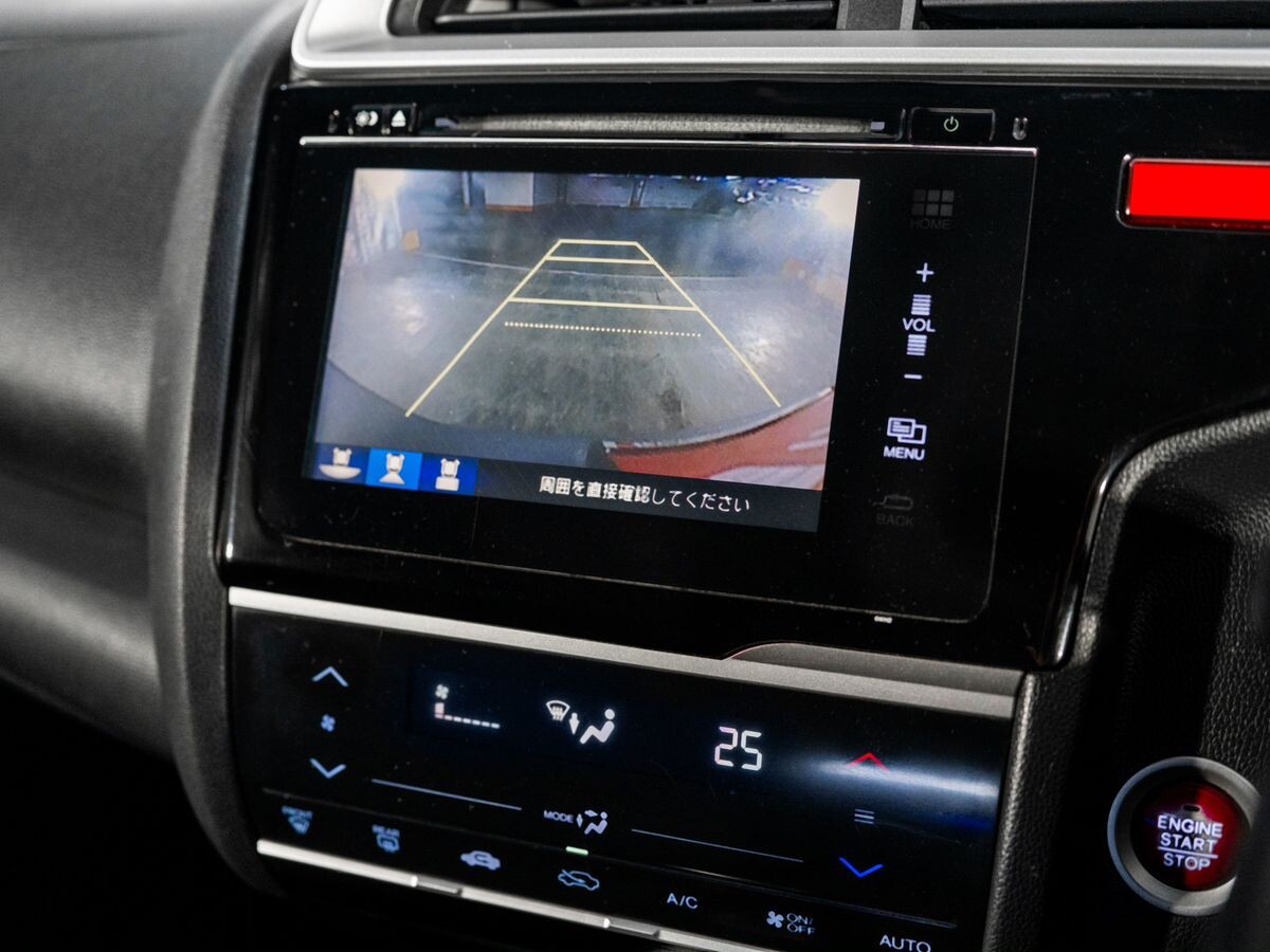 Honda Fit 2013 - фото автомобиля