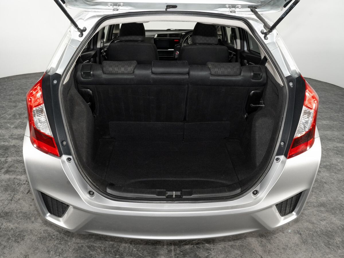 Honda Fit 2013 - фото автомобиля