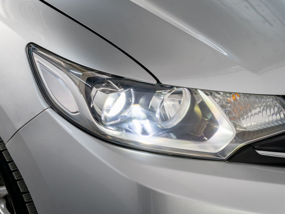 Honda Fit 2013 - фото автомобиля