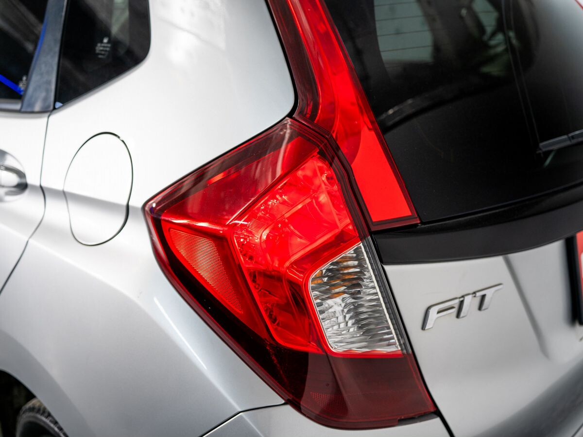 Honda Fit 2013 - фото автомобиля