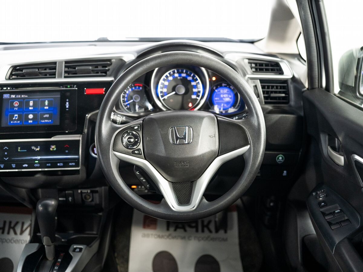 Honda Fit 2013 - фото автомобиля