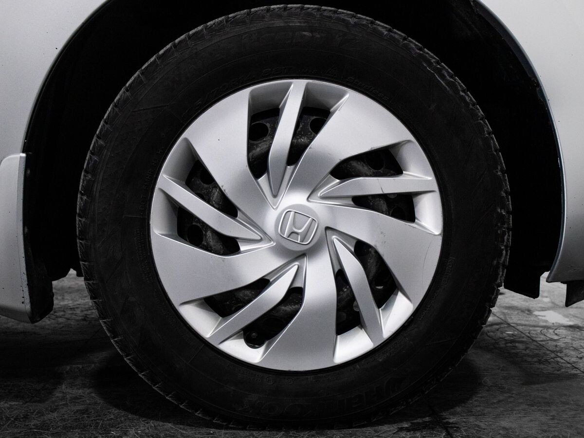 Honda Fit 2017 - фото автомобиля