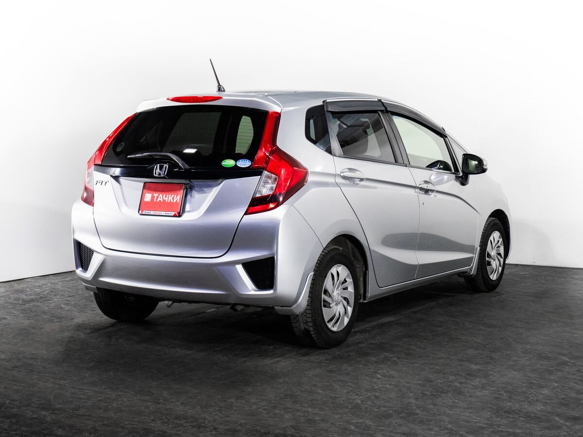 Honda Fit 2017 - фото автомобиля