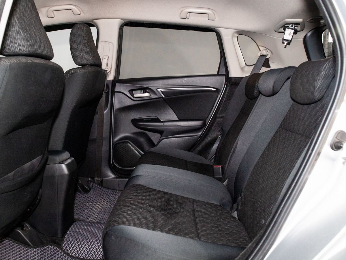 Honda Fit 2017 - фото автомобиля