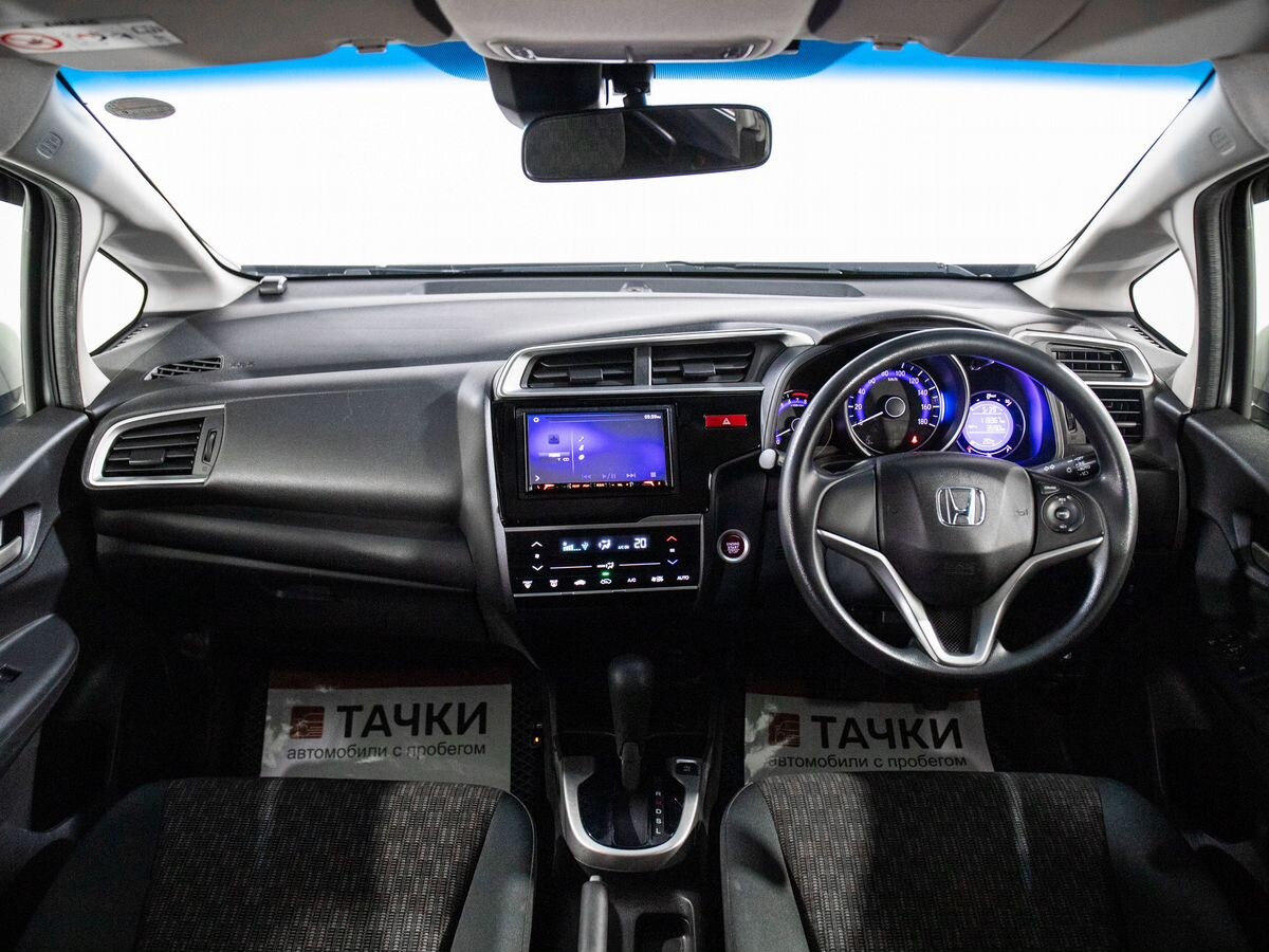 Honda Fit 2017 - фото автомобиля