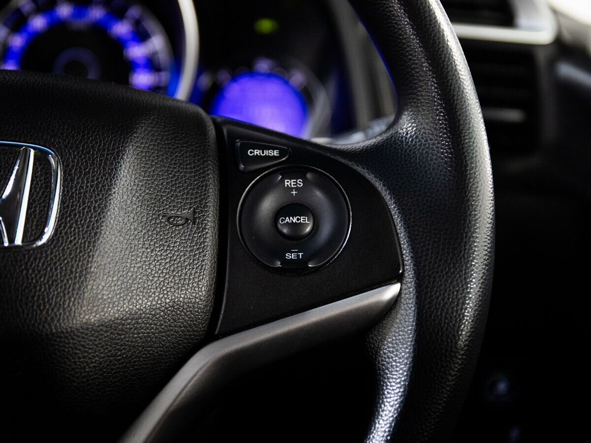 Honda Fit 2017 - фото автомобиля