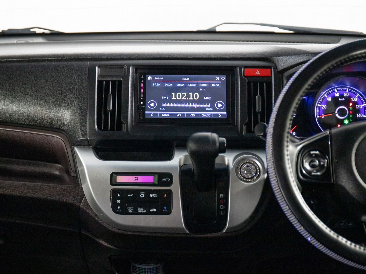 Honda N-WGN 2014 - фото автомобиля