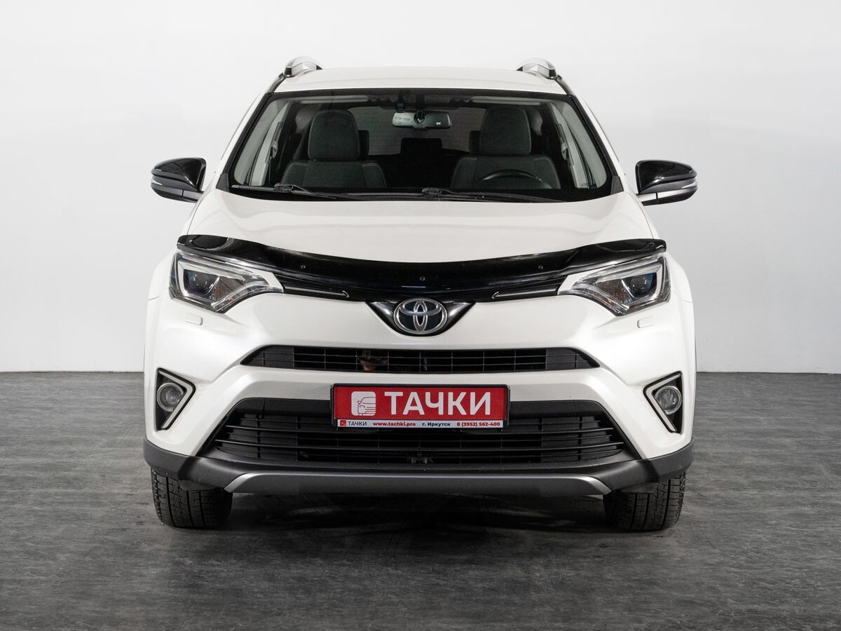 Toyota RAV4 2017 - фото автомобиля