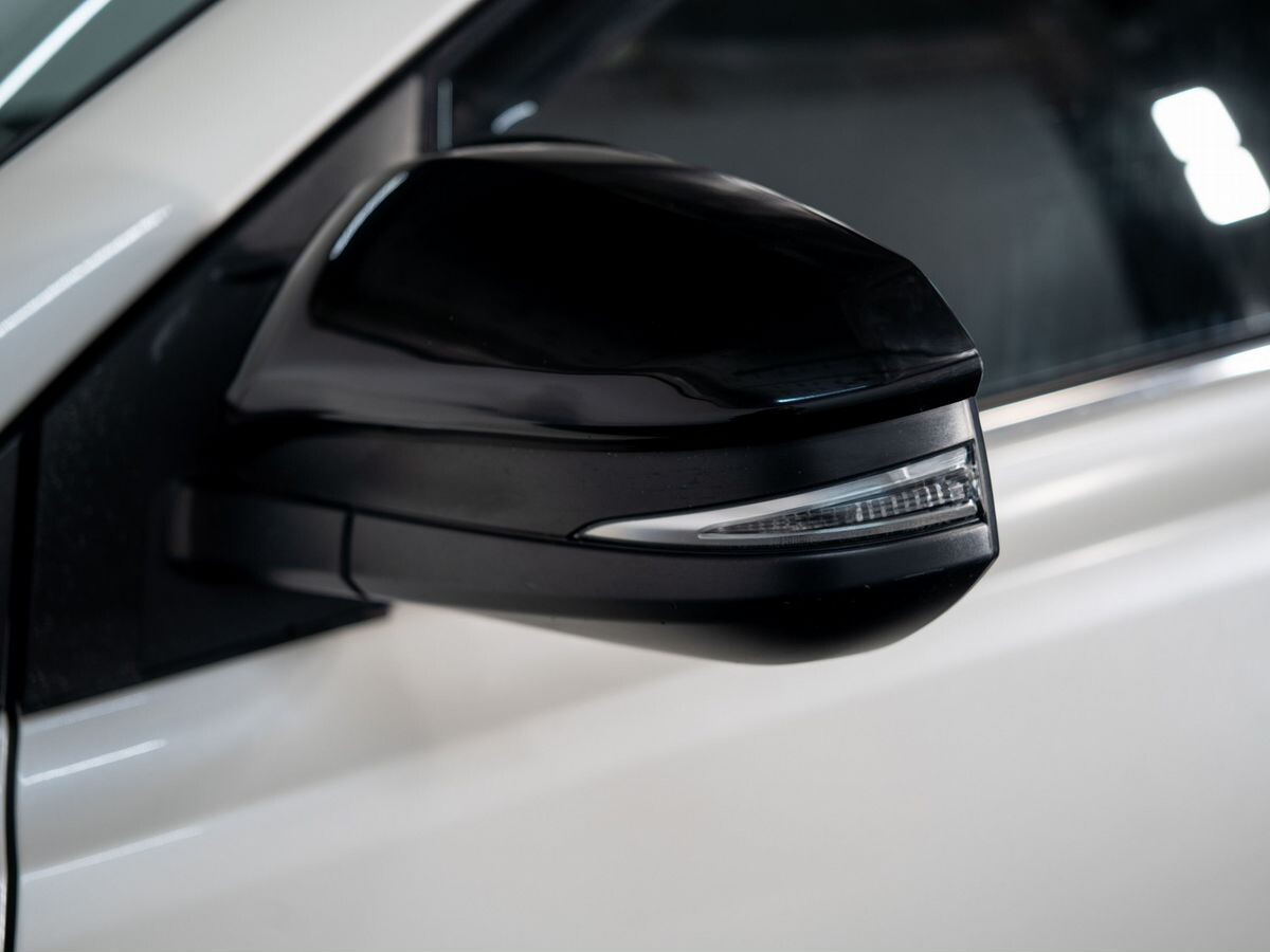 Toyota RAV4 2017 - фото автомобиля