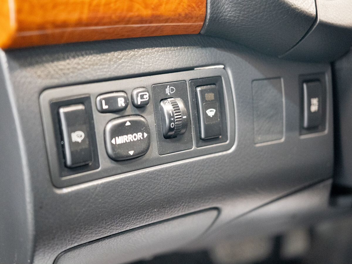 Toyota Avensis 2008 - фото автомобиля