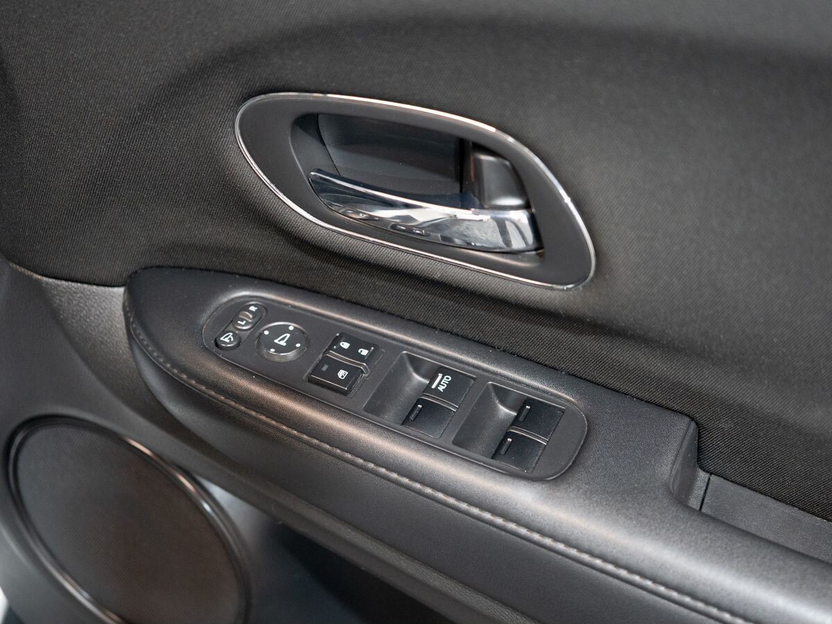 Honda Vezel 2014 - фото автомобиля