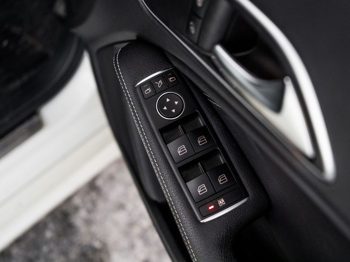 Mercedes-Benz CLA 2015 - фото автомобиля