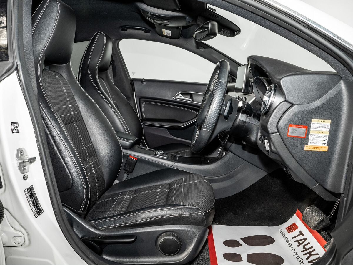 Mercedes-Benz CLA 2015 - фото автомобиля