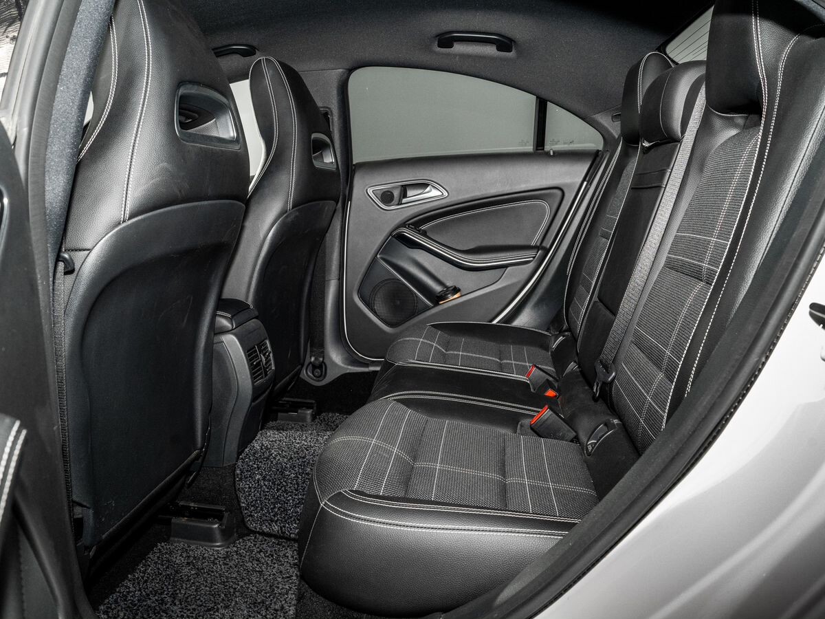 Mercedes-Benz CLA 2015 - фото автомобиля
