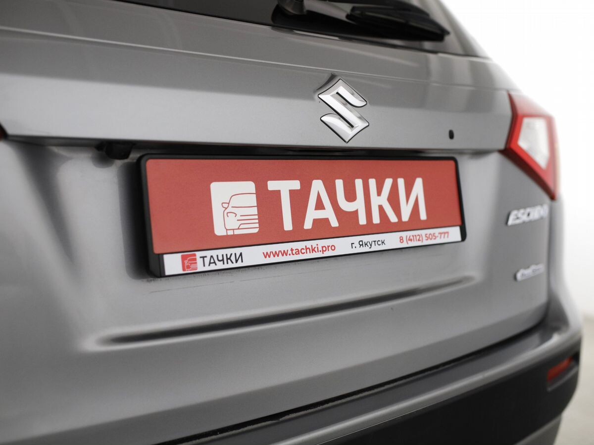 Suzuki Escudo 2018 - фото автомобиля