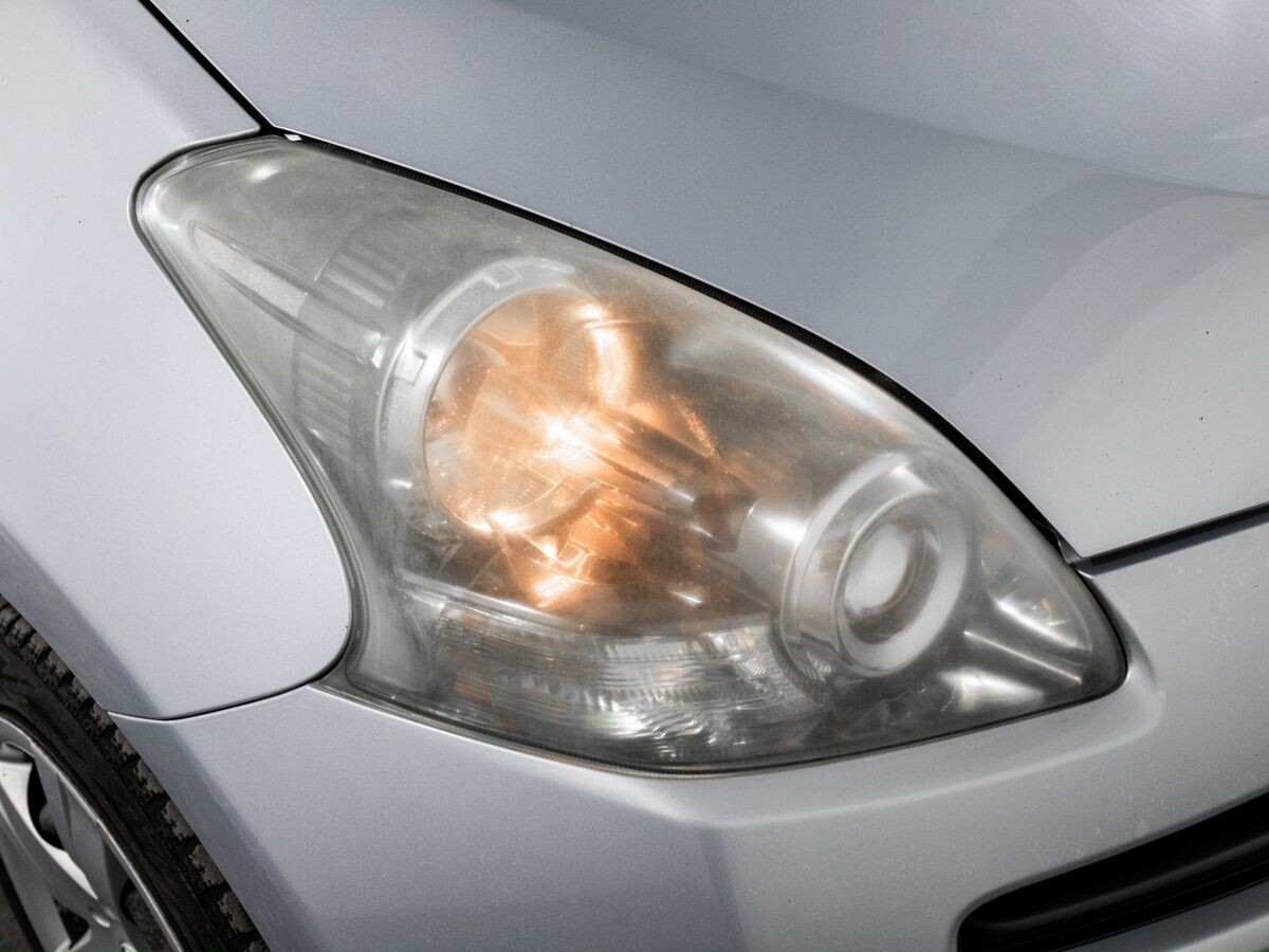 Toyota Ractis 2010 - фото автомобиля