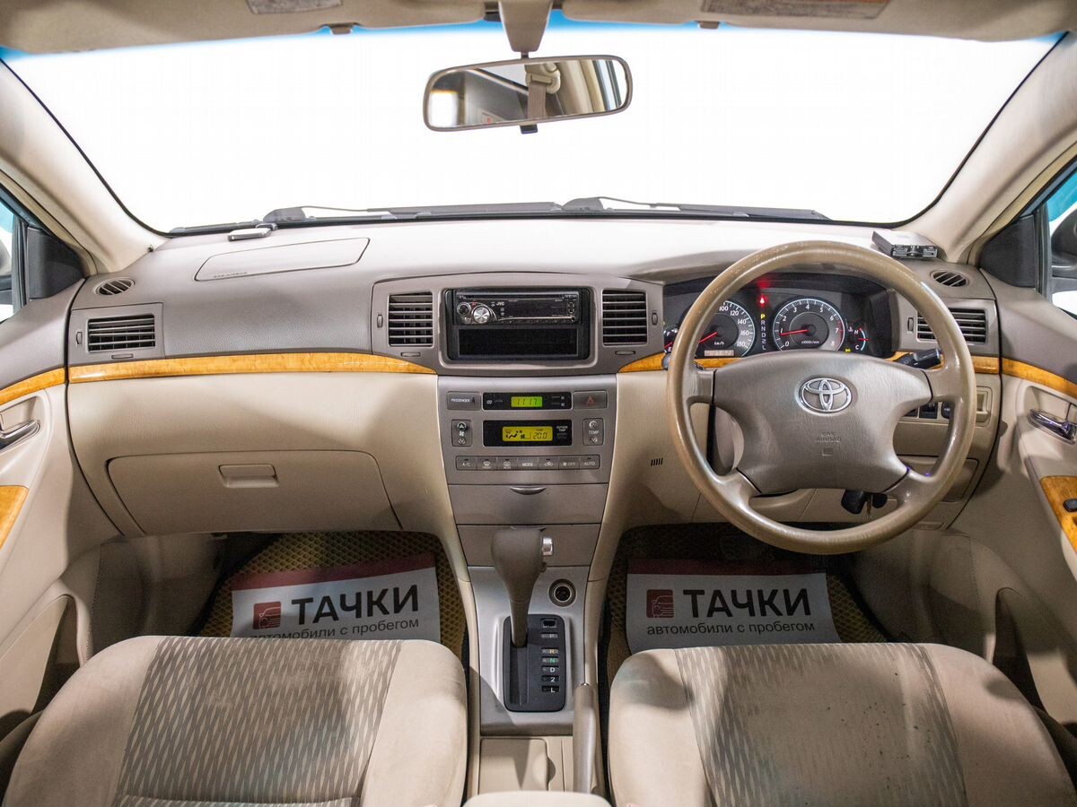 Toyota Corolla 2005 - фото автомобиля