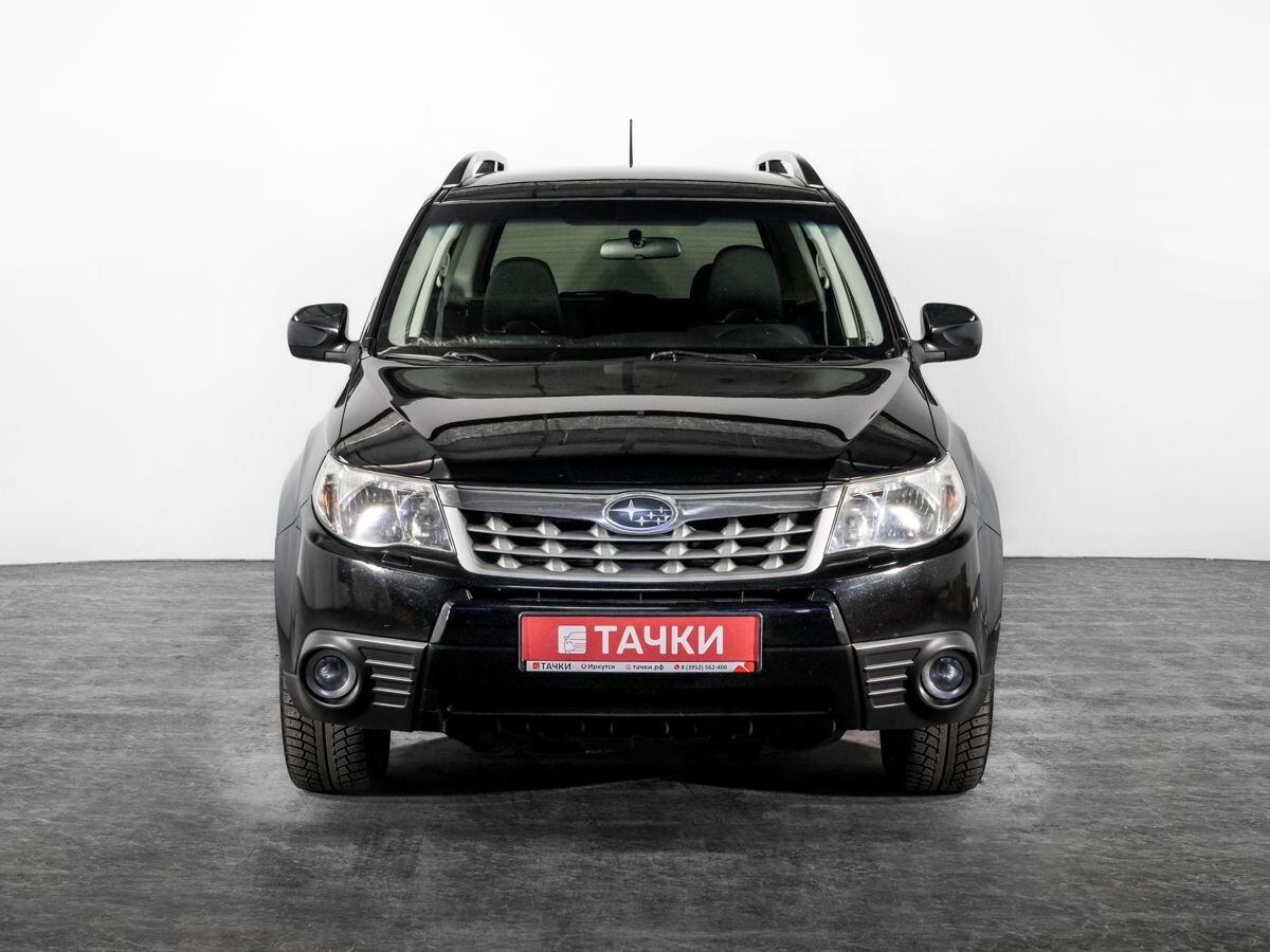 Subaru Forester 2012 - фото автомобиля