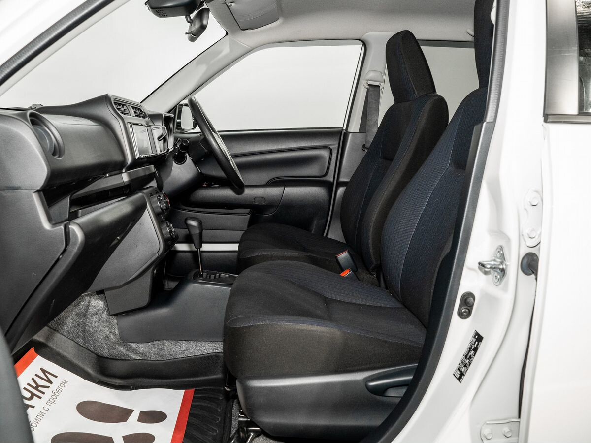 Toyota Probox 2019 - фото автомобиля