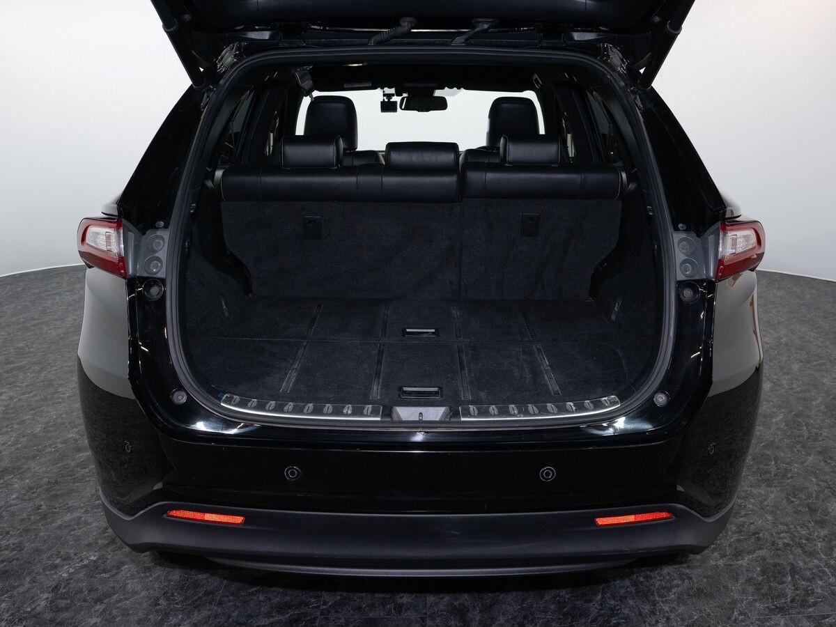 Toyota Harrier 2019 - фото автомобиля