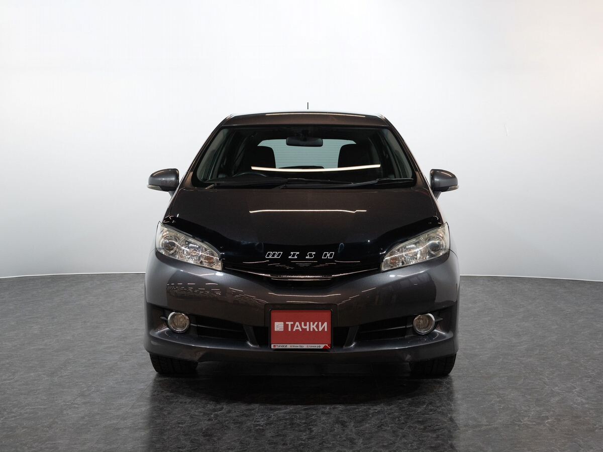 Toyota Wish 2014 - фото автомобиля