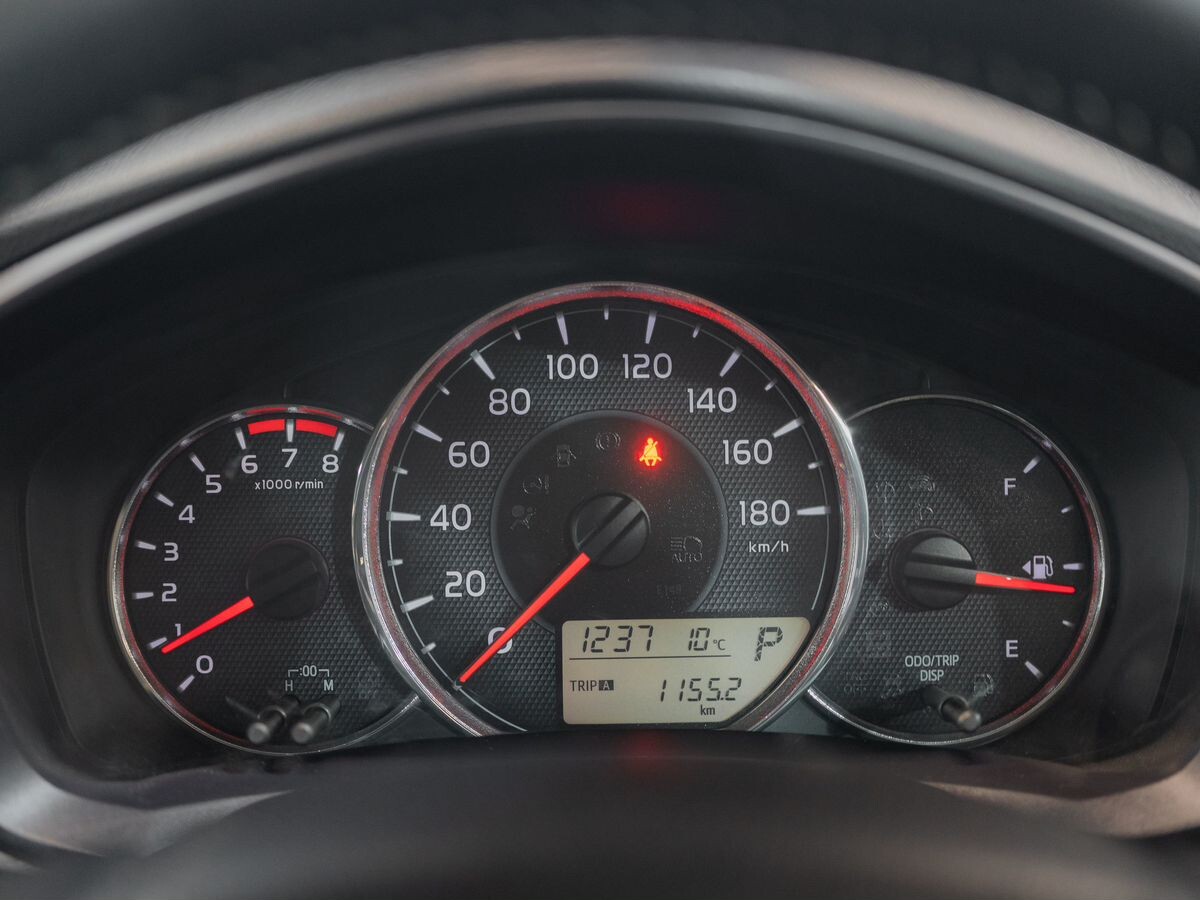 Toyota Corolla 2013 - фото автомобиля