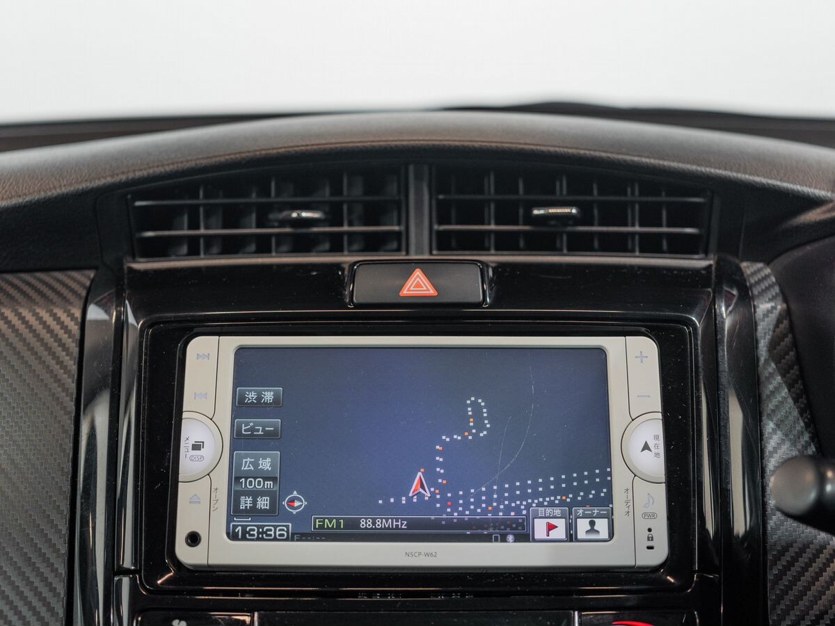 Toyota Corolla 2013 - фото автомобиля