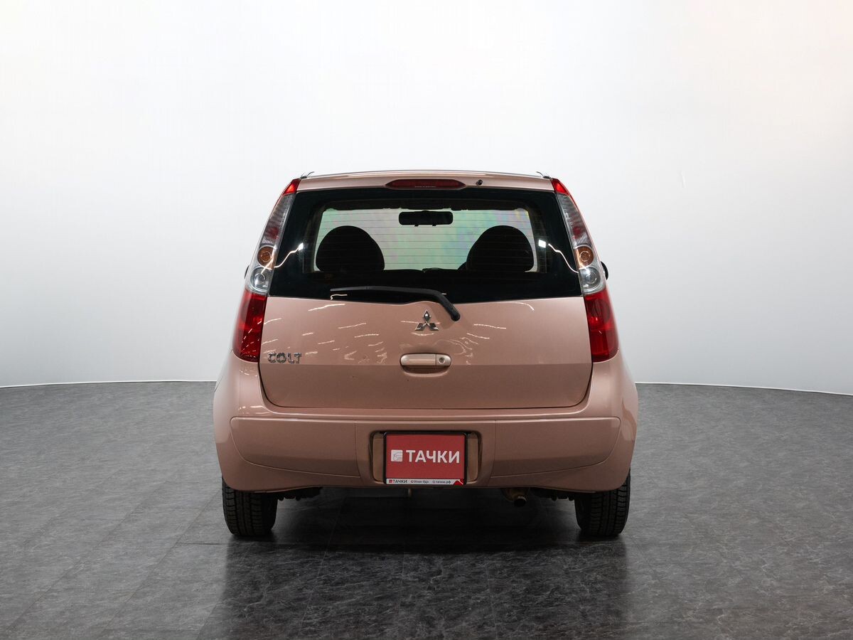 Mitsubishi Colt 2010 - фото автомобиля