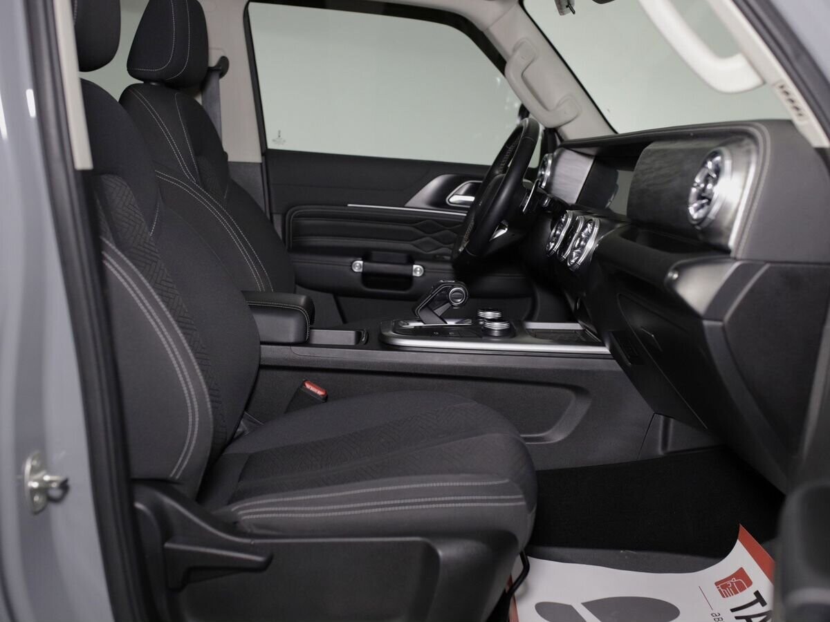 Tank 300 2020 - фото автомобиля