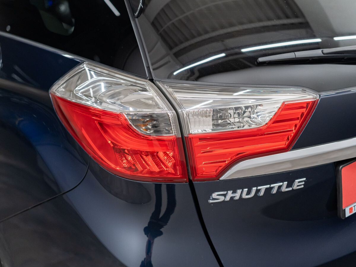 Honda Shuttle 2016 - фото автомобиля