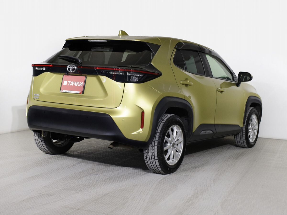 Toyota Yaris Cross 2021 - фото автомобиля