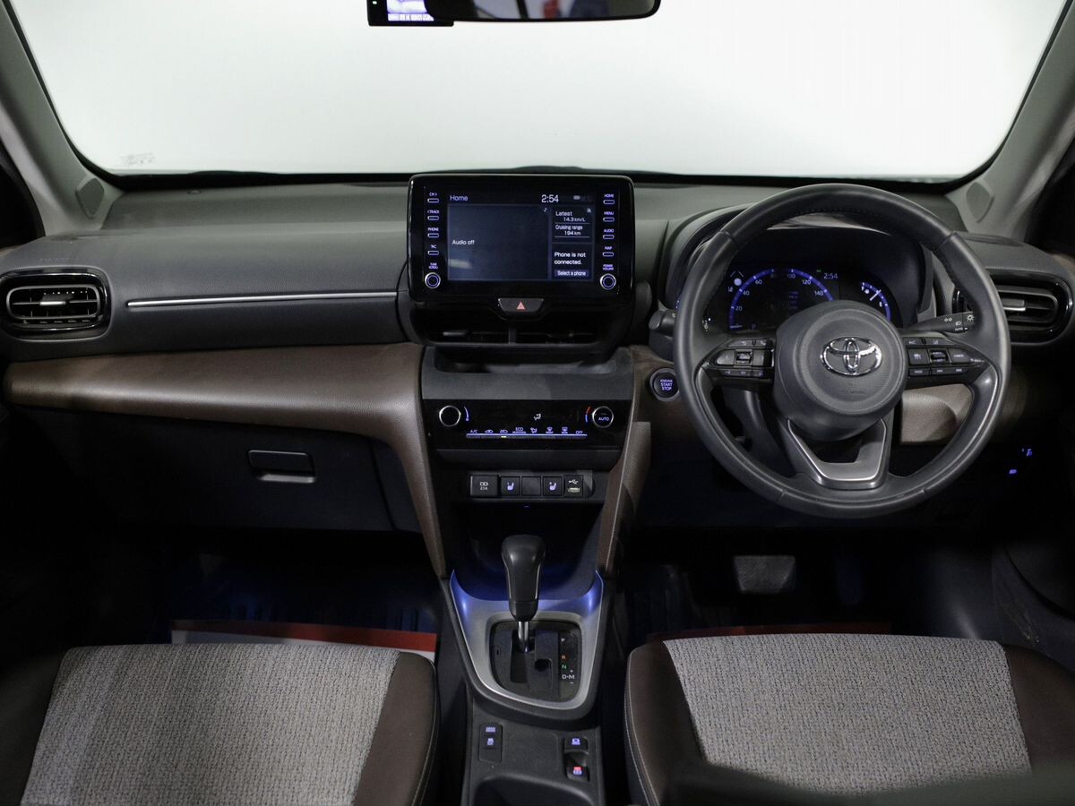 Toyota Yaris Cross 2021 - фото автомобиля