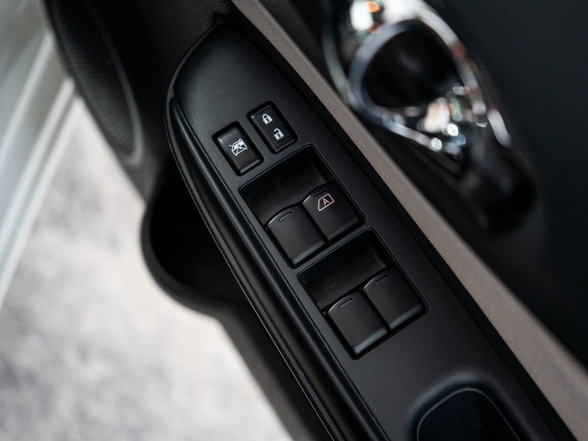 Nissan Note 2019 - фото автомобиля